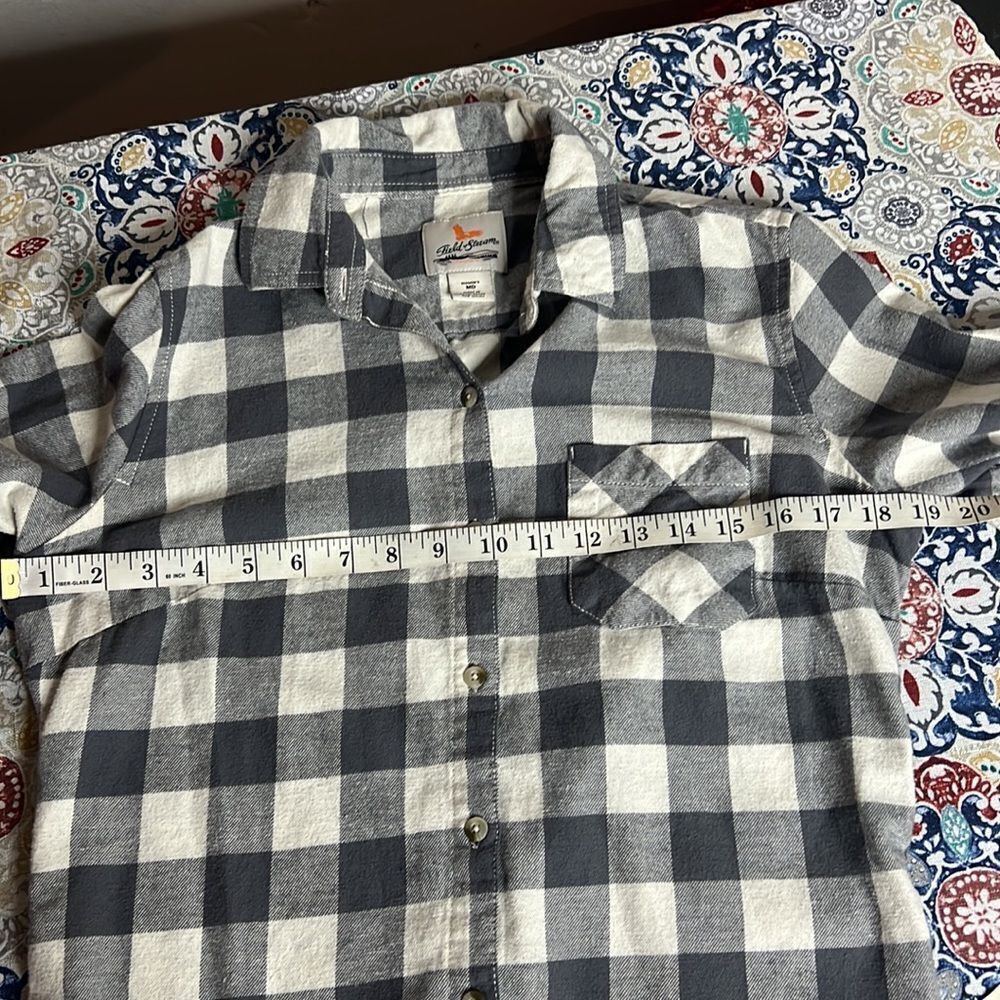 Field & Stream flannel top - Picture 6 of 7